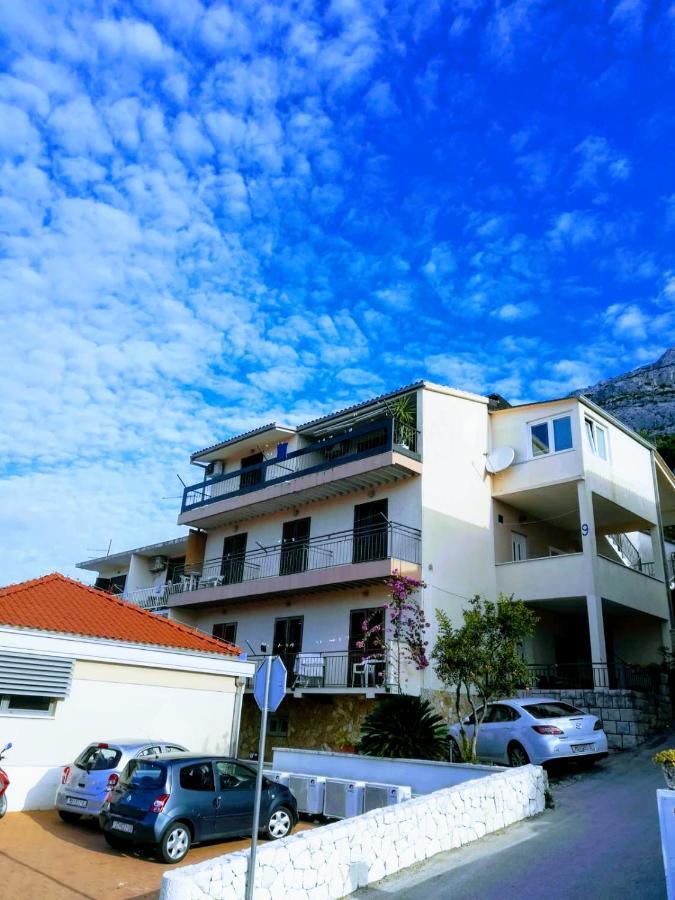 Apartments Rose Baska Voda Exterior photo